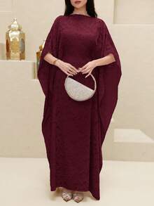 Yasmyna 女士优雅阿拉伯传统长裙，镂空设计 - 酒紅色 - 查看 2