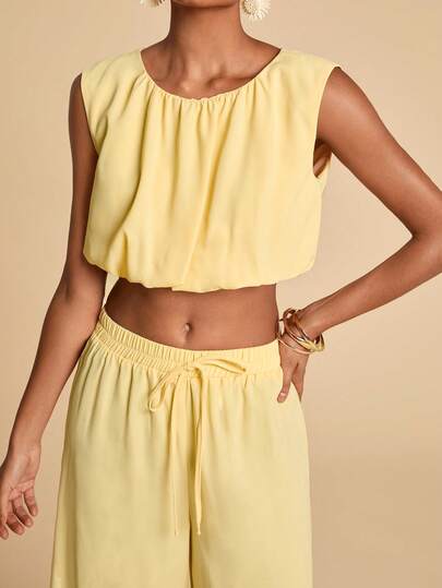 Travachic Women's Solid Color Crew Neck Pleated Cropped Tank Top And Wide Leg Pants Casual Suit,Vacation Casual Terno Outfit For Women,Summer Holiday Outfits,Spring Break Outfits,Party Outfit,Beach Outfit,Spring Clothing,Valentine Outfits For Women,Carnival Costume,Elegant,Floral,Carnival,Spring To Summer ,Party ,Summer Suit,Wedding Guest Suit For Women,Birthday Suit,Party Suit,Elegant Suit For Women,Floral Suit,Summer Suit,Carnival Costume, Mexican Style Suit Women Boho Suit For Women