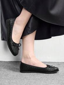 CUCCOO BIZCHIC Women's Casual Versatile Minimalist Bow Decor Flat Loafers For Christmas Valentine's Day - Black plaid - View 3