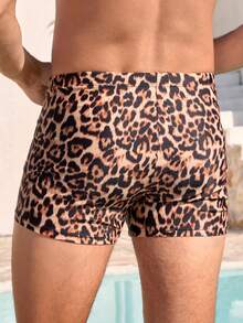 Manfinity VDAYZ Bañador de hombre con estampado de leopardo, adecuado para la playa en verano - Albaricoque - Ver 6