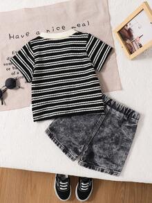 SHEIN 2pcs/Set Baby Boy/Girl Casual Interesting Knit Striped Polo Shirt And Elastic Waist Denim Shorts Set, Suitable For Home, Outing And Travel In Summer - Multicolor - View 2