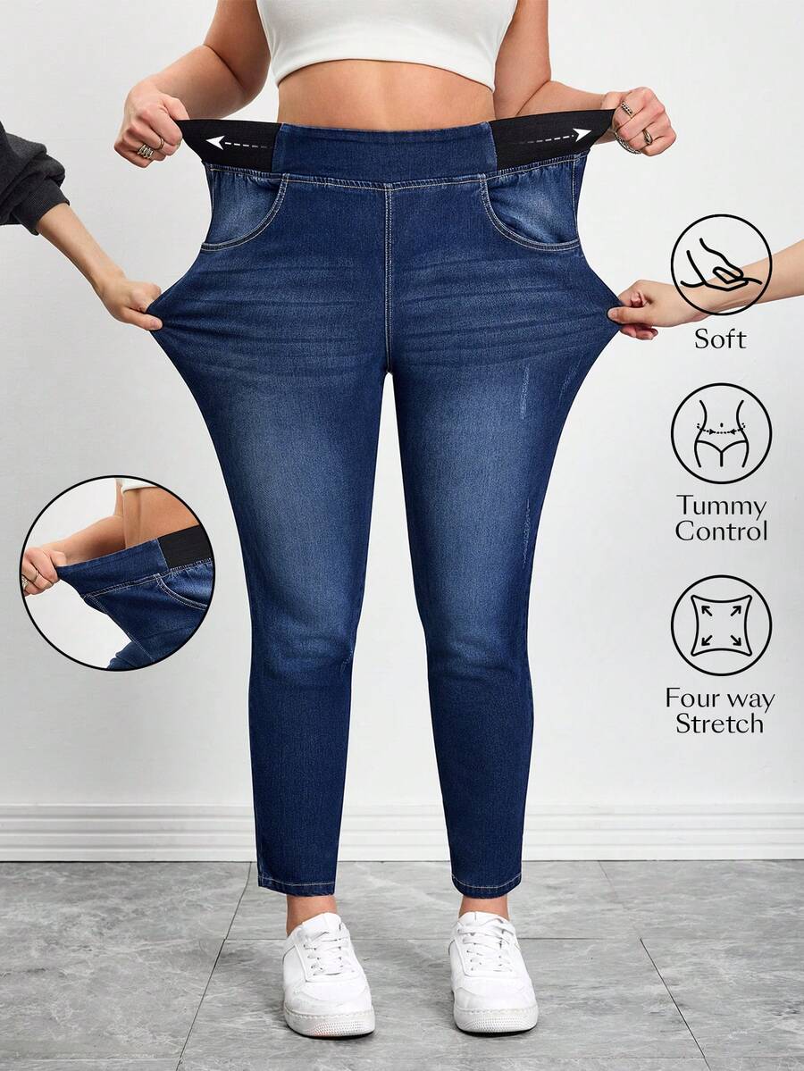 SHEIN Tall CURVE 春夏女式加大码口袋舒适高弹面料运动瑜伽休闲弹力腰休闲牛仔裤 - 中等水洗藍 - 查看 1