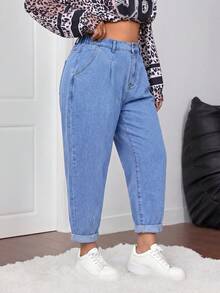 Firerie EZwear 大码黑色锥形七分裤宽松版型牛仔裤，女款高腰褶裥细节卷边裤，S码休闲通勤裤 - 淺色水洗藍 - 查看 1