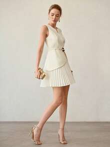 MOTF PREMIUM MINIMALIST COMMUTER WAIST-CINCHED FITTED PLEATED V-NECK SHORT DRESS, SPRING/SUMMER - White - View 4