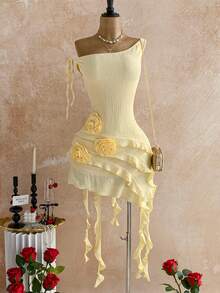 Soleia 全新度假针织纹理 3D 花朵荷叶边单肩迷你短裙 - 黃色 - 查看 6