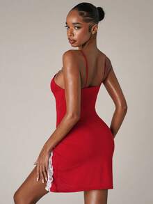 SHEIN BAE 蕾丝边开衩下摆蝴蝶结睡裙和丁字裤 - 紅色 - 查看 2