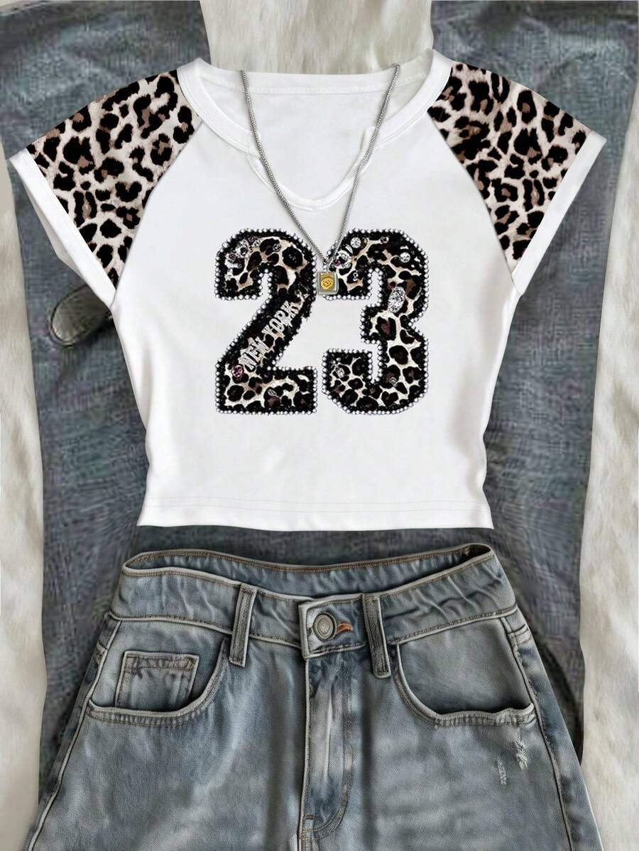 Glimmora Camiseta de verano para mujer de cuello en V para exteriores, con estampado de leopardo elegante y diseño de estampado numérico, de moda y cómoda para uso al aire libre, compras y uso diario - Multicolor - Ver 1