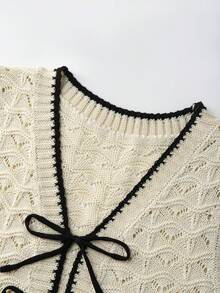 Franclia 新款夏季海滩度假休闲优雅波浪镂空花朵点缀黑色滚边V领系带针织上衣和半裙套装 - 杏色 - 查看 6