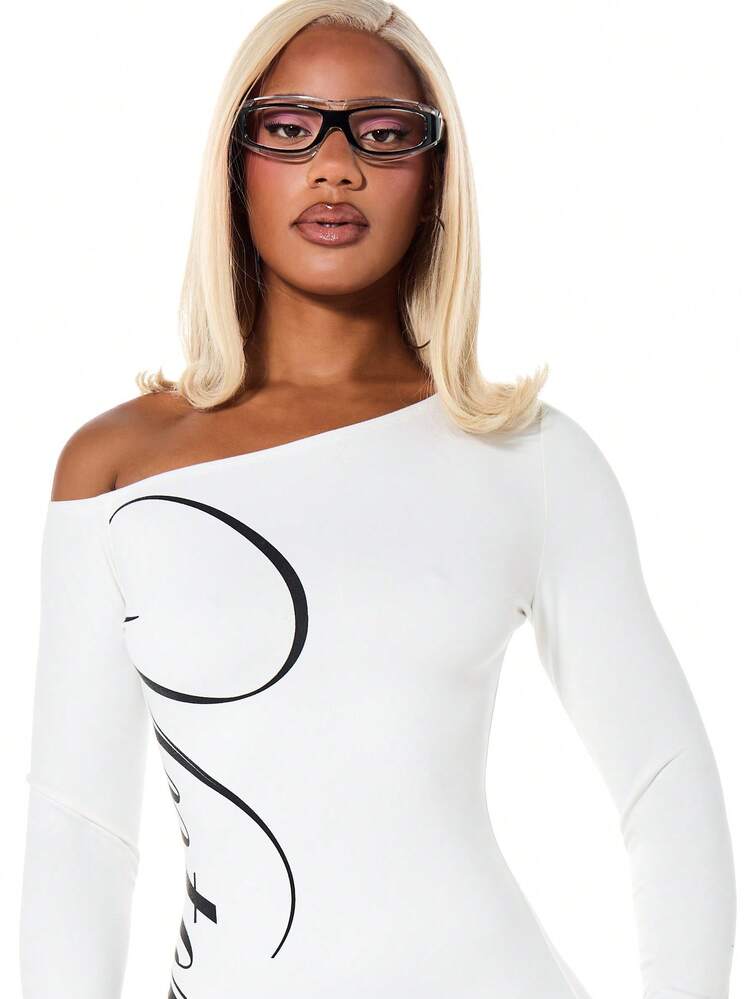 SUMWON WOMEN Off Shoulder Graphic Mini Dress With Text Print