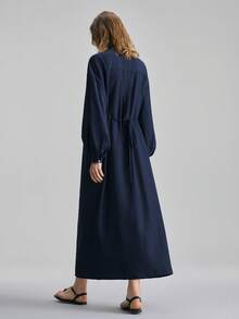 Ontre 2026春夏新款女士梭织连衣裙，系带设计，A字廓形，宽松版型，藏蓝色，适合情人节、婚礼季、节日庆典、独立日、都市时尚、简约风、通勤等场合。 - 藏蓝色 - 查看 3