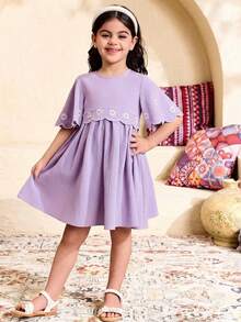 SHEIN Rochie de vacanță casual pentru fete tinere, cu model floral, brodat cu margarete, petale, mâneci clopot, țesute în stil leagăn, culoare solidă - Mov Mov - Vizualizare 5