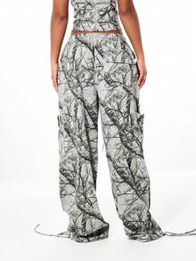 SUMWON WOMEN 森林迷彩印花阔腿工装降落伞裤，多口袋设计，腰部抽绳，适合秋冬季户外探险 - 彩色 - 查看 3