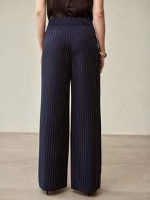 MOTF PREMIUM 女士藏蓝色条纹金属纽扣休闲裤 - 寶藍色 - 查看 2