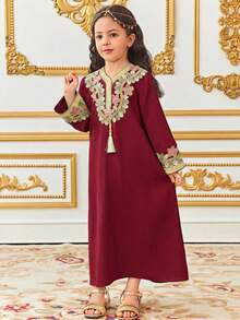 Áo choàng dài rộng rãi, thoải mái, có tua rua bằng chỉ vàng dành cho bé gái. - Màu Đỏ Sâu - Xem 4