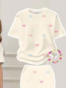 两件套少女休闲宽松蝴蝶印花圆领短袖T恤和喇叭裤套装，适合春夏日常穿着、街头风、外出、居家、度假。 - 彩色 - 查看 3