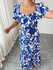 SHEIN CURVE+ Plus Size Women Floral Print Square Neck Puff Sleeve Elegant Dress - Blue and White - View 6