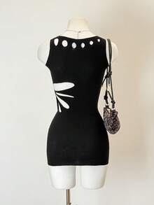 Flirla Vestido negro mini con hombros asimétricos y sin mangas para mujer - Negro - Ver 2