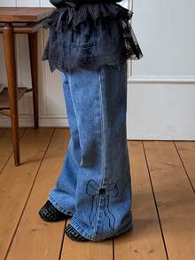 DAZY 女童蝴蝶结刺绣喇叭牛仔裤 - 藍色 - 查看 1