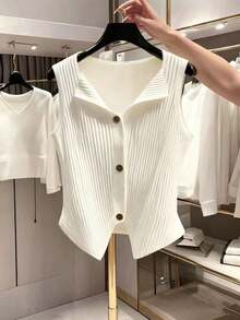 Franclia Women's Ribbed Fabric Sleeveless White Vest With Wooden Buttons And A Turn-Down Collar; V-Neck Shirt; Suitable For Summer Holiday Wear, Summer Tops, Spring Women's Wear, Valentine's Day Wear, Beach Wear, Elegant Women's Tops, Elegant Women's Shirts, Casual Women's Tops, Casual Women's Wear, White Women's Shirts, White Tops.Graduation Season Attire, Fashionable Casual Commuter Wear, Business Office Wear, Versatile And Stylish Everyday Casual Wear, Urban Teacher's Professional Attire - White - View 4