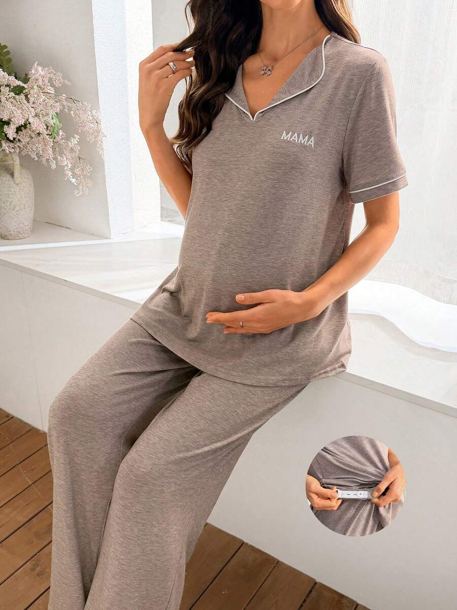 Moonlight&Mama 柔软垂坠休闲针织V领刺绣字母短袖长裤孕妇家居服套装 - 摩卡棕 - 查看 1