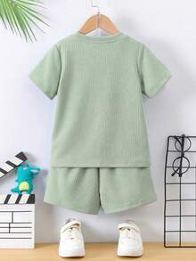 SHEIN Genkimix Kids 2件套 女童夏季休闲纯色口袋短袖T恤和短裤 - 綠色 - 查看 2