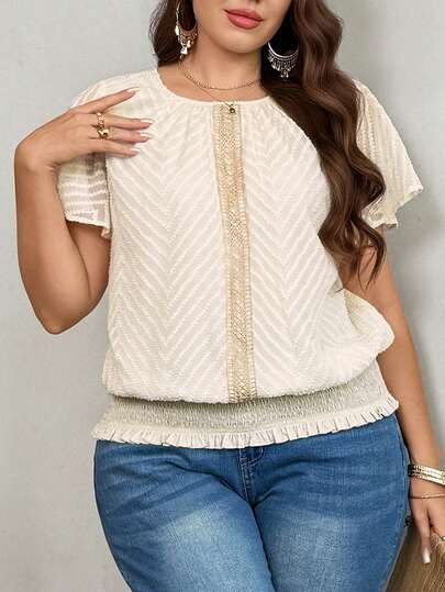 SHEIN LUNE Plus Size Contrast Trim Flowy Sleeve Shirt