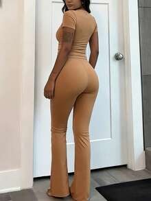 INAWLY Solva Bộ đồ hai mảnh áo thun tay ngắn màu trơn và quần ống loe cho nữ - Màu Khaki - Xem 5