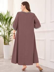 Lacomfia Plus Size Elegant Floral Embroidery Loose Fit Dress - Warm Clay - View 2