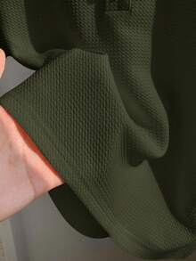 1 Piece Young Boy Casual Sports College Art Retro Textured Fabric Short-Sleeved Polo Shirt Suitable Back To School Suitable For Birthday Parties, Evening Parties, Performances, Weddings, Baptisms, Opening Ceremonies Suitable For Middle Eastern Suitable For Daily Use Suitable For School Suitable For Travel Suitable For Sports Suitable For Spring And Summer Seasons - Army Green - View 4