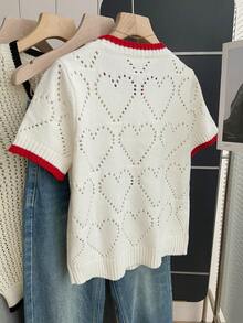 SHEIN Franclia 休闲宽松圆领短袖心形镂空针织撞色滚边设计米色春夏针织上衣，夏季假日情人节外出上衣，休闲白色可爱短袖针织衫 - 米色 - 查看 2