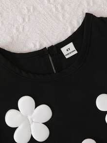 SHEIN Elladie kids 2件套女童时尚可爱3D蝴蝶结装饰无袖上衣和七分裤套装，适合日常穿着，春夏皆宜 - 黑色 - 查看 7