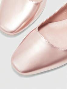 CUCCOO BIZCHIC 时尚红色玛丽珍鞋，后跟系带低跟舒适方头鞋，适合毕业典礼、舞会等场合，夏季、春季、春假、复活节、圣诞节等节日穿着。 - 玫瑰金 - 查看 8