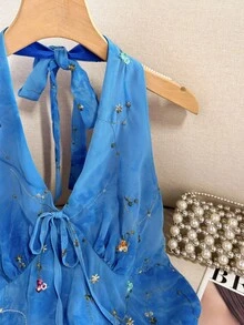 Airaco 蓝色V领3D立体花卉系带吊带露背吊带背心，女士夏季设计，收腰修身款 - 藍色 - 查看 3