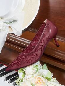 CUCCOO HITCHD Zapatos de tacón medio con punta puntiaguda para mujer, zapatos de fiesta - Carmesí - Ver 6
