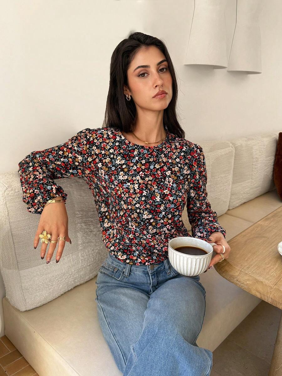 SHEIN Frenchy Plus Size Women Black Ditsy Floral Round Neck Long Sleeve Blouse,Autumn Boho Flower Top,Versatile Casual Daily Wear Commuting Tea Party Spring Top - Multicolor - View 1