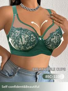 DesireSculpt 1pc Plus Size Lace Patchwork Wireless Bra - Green - View 3