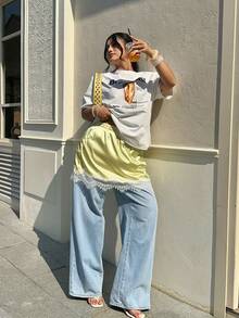 SHEIN EZwear 春夏新款缎面拼接蕾丝两件套，百搭休闲、派对、音乐节、返校、毕业、度假、街头风、婚礼宾客、都市漫步等场合皆宜，大码蕾丝迷你裙 - 彩色 - 查看 3