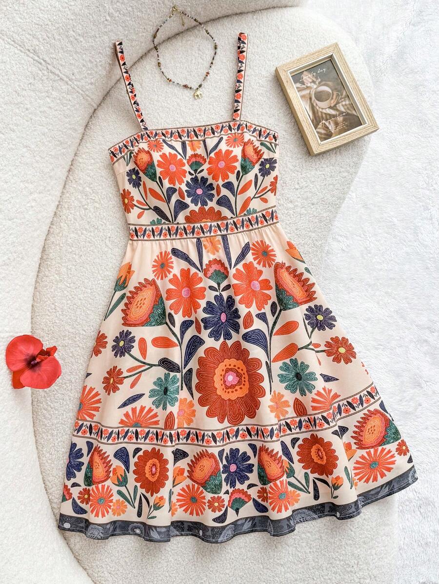 SHEIN 儿童春夏少女连衣裙，复古碎花休闲度假连衣裙，波西米亚风露背吊带短款连衣裙，褶皱无袖设计，常规版型，热带风情，撞色拼接，碎花图案，复古吊带短裙，春夏休闲日常穿着，可爱碎花女童连衣裙，复古女童连衣裙，夏季花园派对连衣裙，碎花夏季连衣裙，青少年碎花连衣裙，杏色碎花连衣裙，可爱夏季连衣裙，波西米亚风碎花连衣裙 - 彩色 - 查看 1