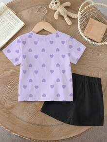 Kleine Mädchen Sommer Lässig Set aus Herz- & Cartoon-Muster Rundhals Kurzarm T-Shirt und Shorts - Verschiedenfarbig - Übersicht 4