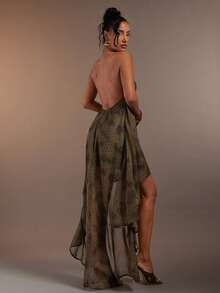 Hauture Áo nữ gợi cảm họa tiết động vật trừu tượng, cổ yếm, hở lưng, điểm nhấn kim loại vàng ở cổ. - màu xanh lá - Xem 2