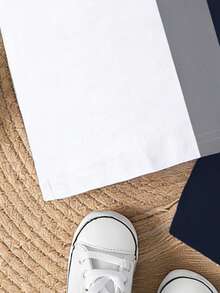 Bộ đồ thường ngày 2 món cho bé trai, áo thun tay ngắn in logo polo phối sọc màu, quần short màu xanh navy, thích hợp cho các hoạt động mùa hè. - Nhiều màu - Xem 4