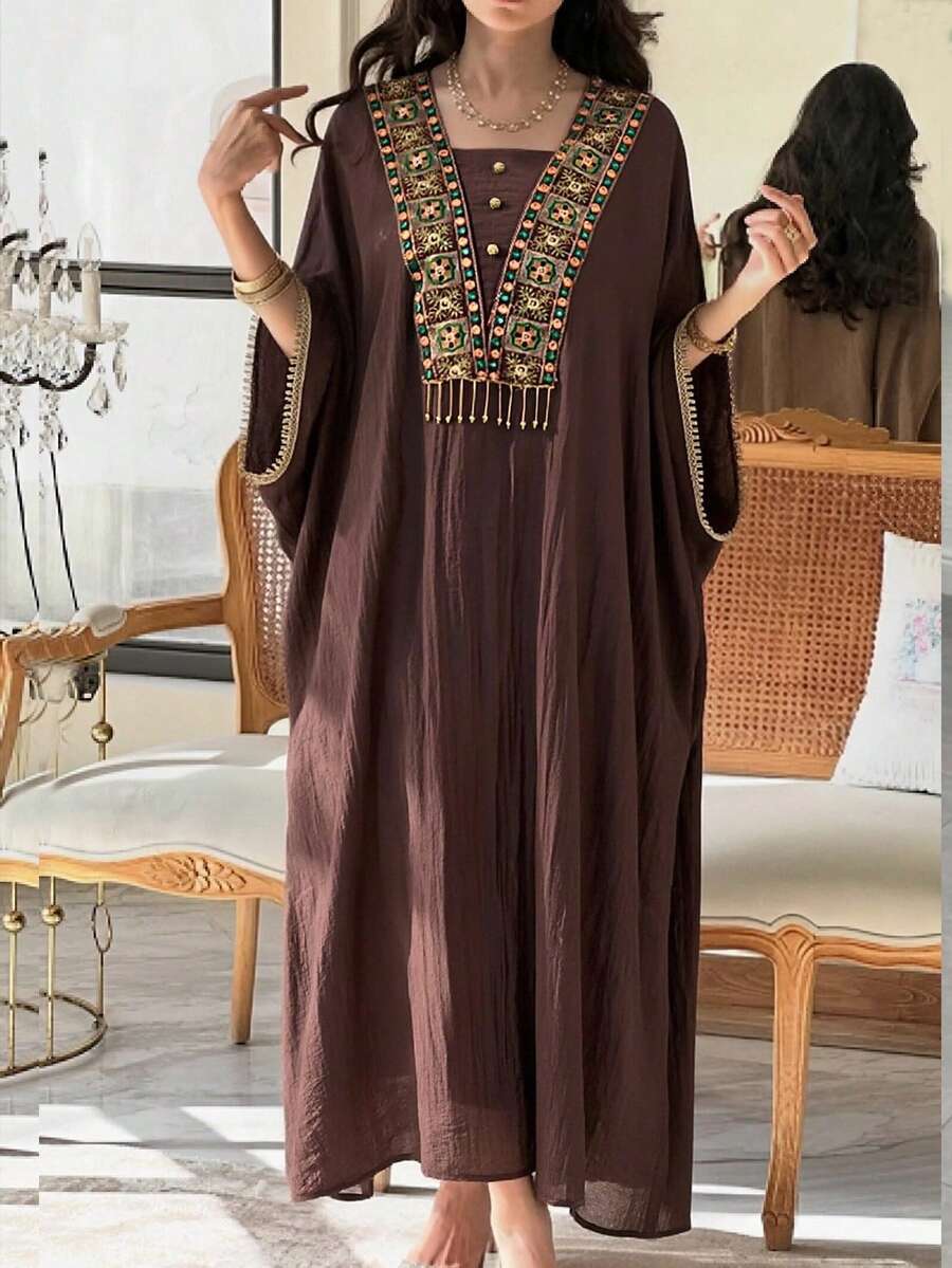 Al Najma 新款刺绣流苏边饰宽松舒适休闲度假连衣裙 - 棕色 - 查看 1