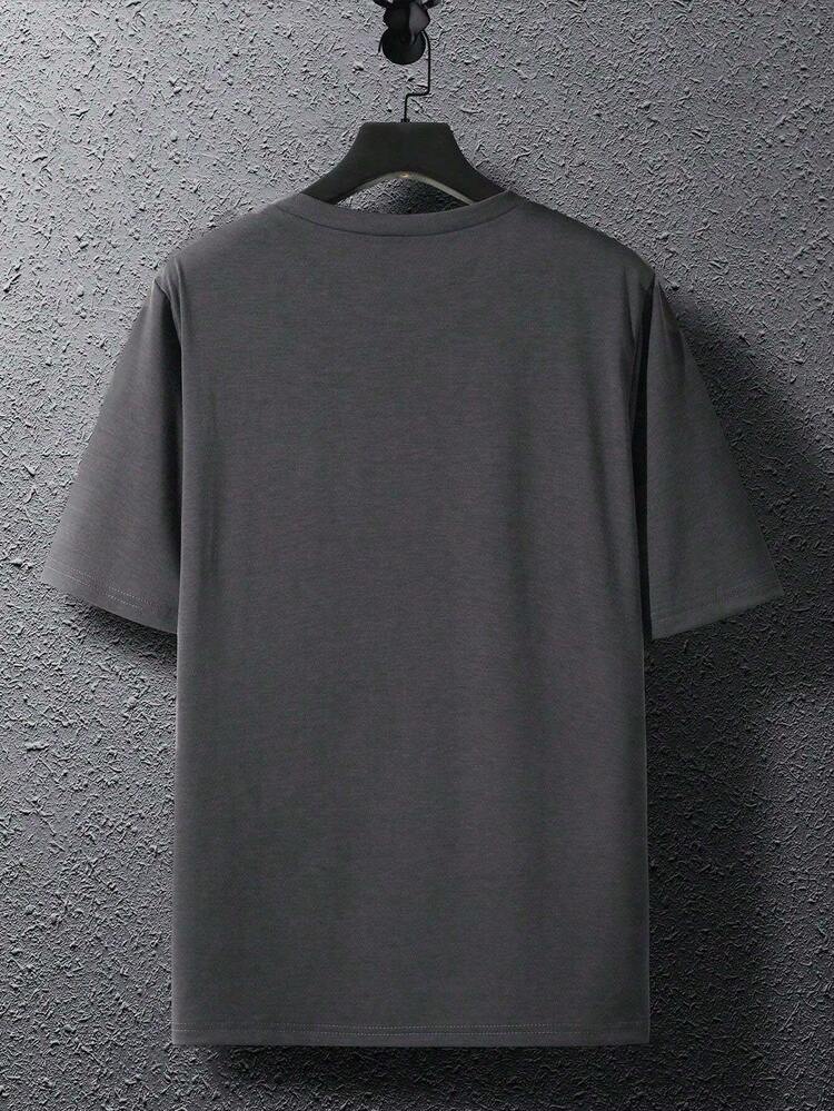 Manfinity Dauomo Men's Jesus Portrait Graphic Short Sleeve T-Shirt - Grey - View 2