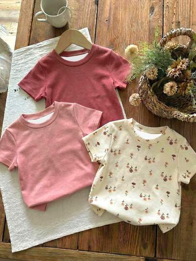 SHEIN 3件套女婴休闲简约圆领短袖T恤，适合春夏穿着