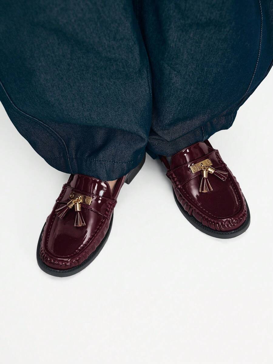 Mnmlis Women's Fashion Versatile Commuting Burgundy Flat Loafers, Retro British Style Fringe Flat Shoes - Burgundy - View 1