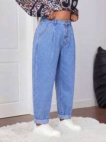 Firerie EZwear 大码黑色锥形七分裤宽松版型牛仔裤，女款高腰褶裥细节卷边裤，S码休闲通勤裤 - 淺色水洗藍 - 查看 4