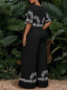SHEIN Lady Women's Casual Vacation Style Plant Embroidery Cropped Top And Wide Leg Pants 2 Pieces Set, Spring/Summer/Autumn - Black and White - View 2