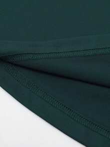 Manfinity Homme 男士印花圆领短袖休闲T恤 - 墨綠色 - 查看 4