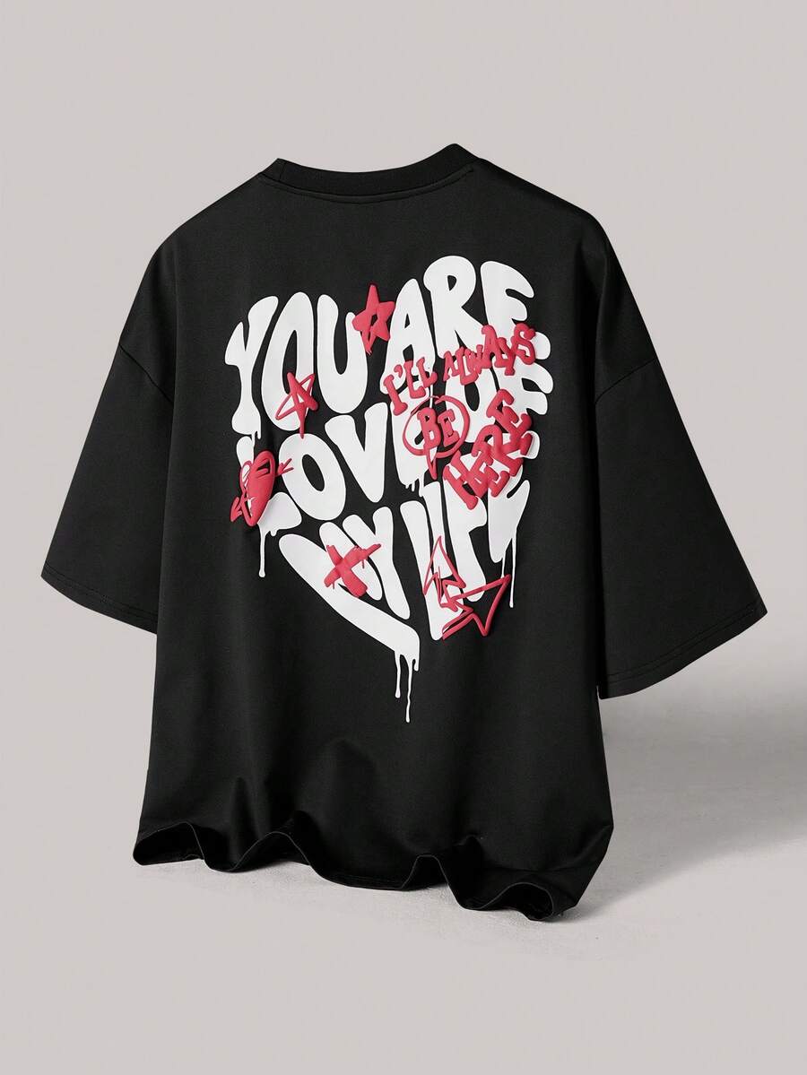 Manfinity Hypemode Men's Oversized Heart Print T-Shirt With The Slogan "You Are Love Of My Life" To Express Love.,Valentine's Day,Spring To Summer,Gift For My Boyfriend,Mardi Gras,Vintage,Streetwear,Party,St Patrick's Day,Going Out - Black - View 1