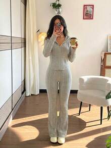 Almamuse 2026 New Spring/Summer Casual Fashion Everyday Versatile Hooded Sweatshirt With Slim Waist And Pockets, Flared Pants, Cloud-Feel Fleece Fabric, Women's Two-Piece Set, Women's Cloud-Feel Fleece Two-Piece Set, Women's Khaki Two-Piece Set, Suitable For Outings, Casual Set, Elegant Set - Khaki - View 4